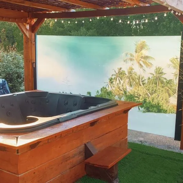 LES GORGES DU VERDON chalet、リエのホテル