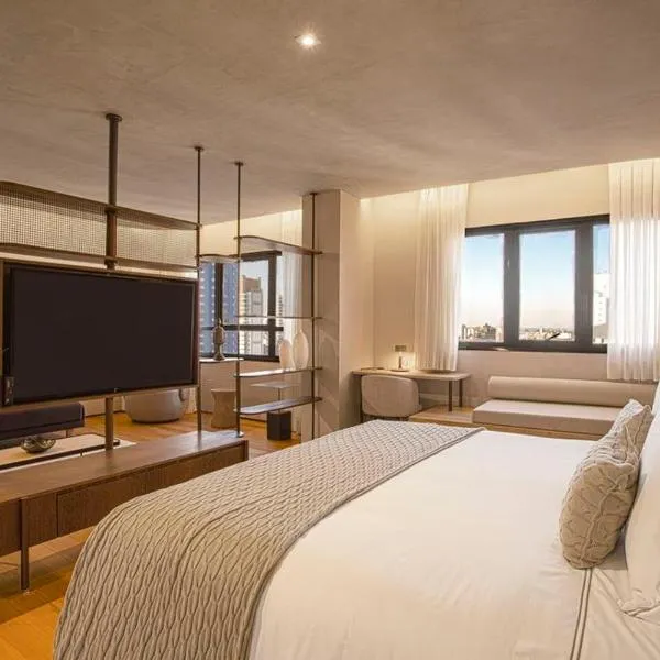 QOYA Hotel Curitiba, Curio Collection by Hilton, hotel v destinaci Curitiba