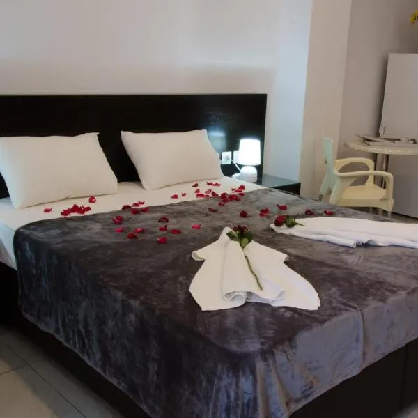 Polykratis Rooms, hotel em Skiathos Town
