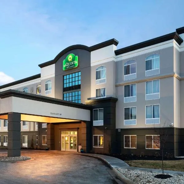 La Quinta by Wyndham Omaha Airport Downtown, hotel in Omaha