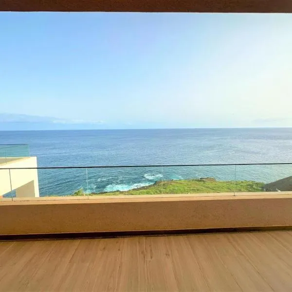 Ocean Mirror Apartment, hotel in Praia