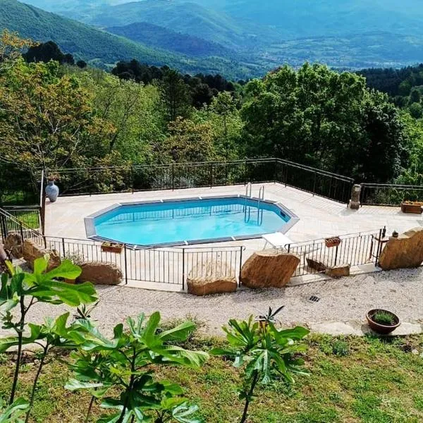 Rustico Toscano, hôtel à Castel Focognano