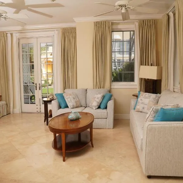 Villa Renaissance Unit 501 Grace Bay Beach, hotell sihtkohas The Bight Settlements