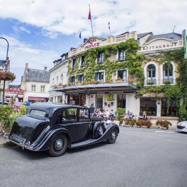 Logis Hotel De France, hotel em La Chartre-sur-le-Loir