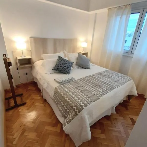 Departamento impecable 2 ambientes Centro de Buenos Aires, hotel en Buenos Aires