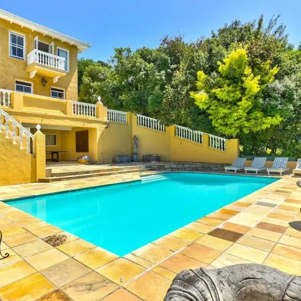 Devonport House - Constantia, hotel in Cape Town