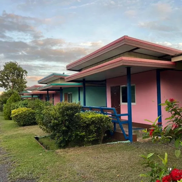 แป๊ะชวนชิมรีสอร์ท สาขา 2, ξενοδοχείο σε Sirindhorn