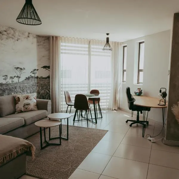 VELDT Suite - Luxury Apartment near Grove Mall & Hospital Airbnb, ξενοδοχείο σε Windhoek