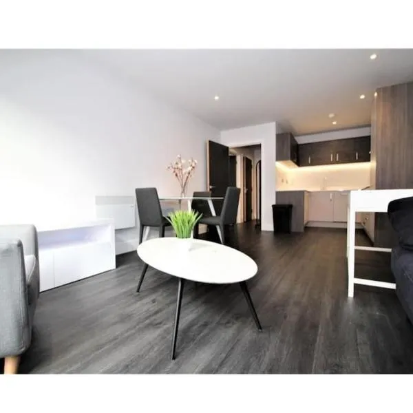 Rent Luxuri - Luxury 2 bed Apartment, hotel din Leicester