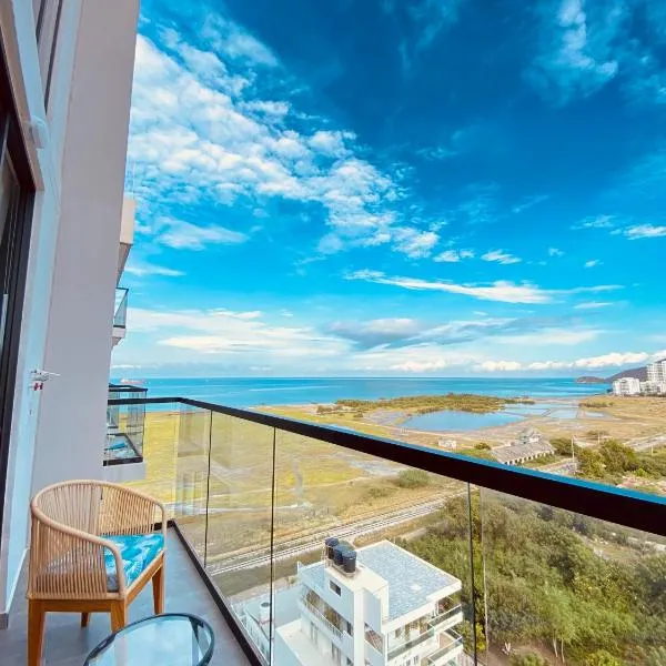 APARTASUITE LUCIA SUN SET，位于圣玛尔塔的酒店