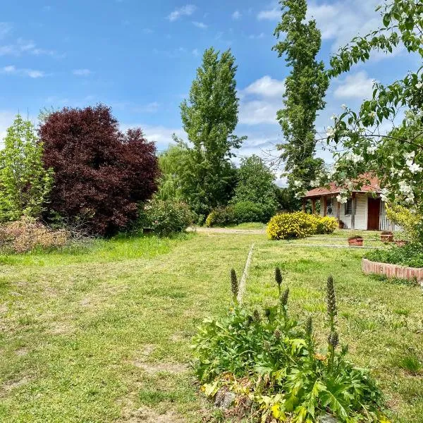 Casa en entorno natural, hôtel à Curicó