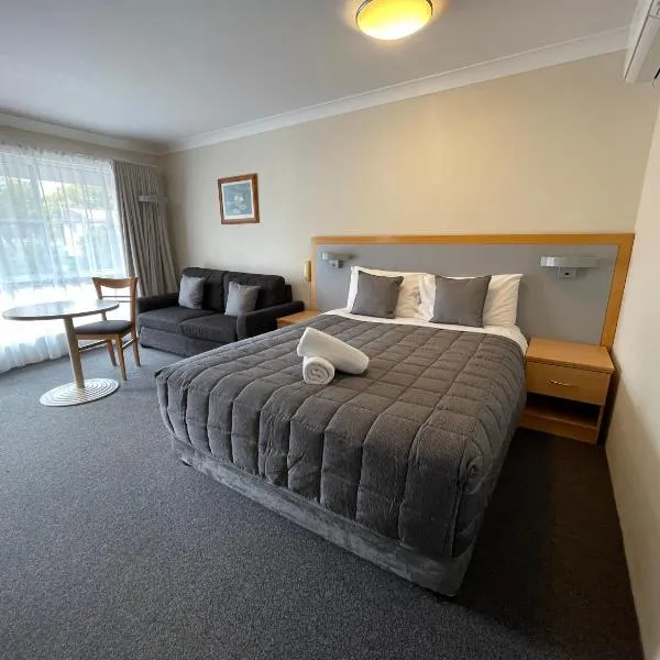 George Bass Motor Inn, hotel in Nowra