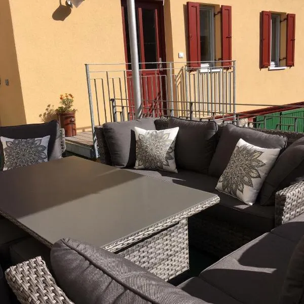 Ferienhaus "Am Saarbach", hotel in Ochsenfurt