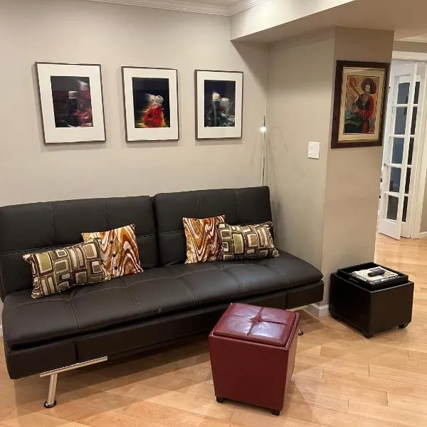 Stunning SanFran Casa close to Center and steps from Ocean، فندق في سان فرانسيسكو