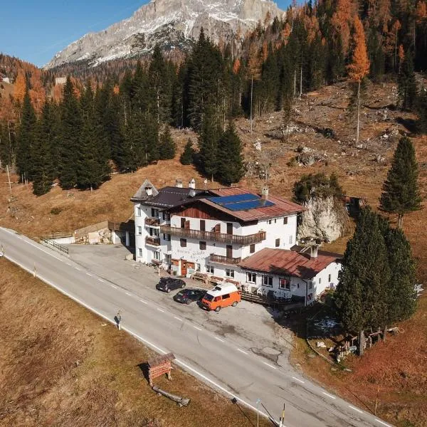 La Baita, hotel v destinaci Livinallongo del Col di Lana