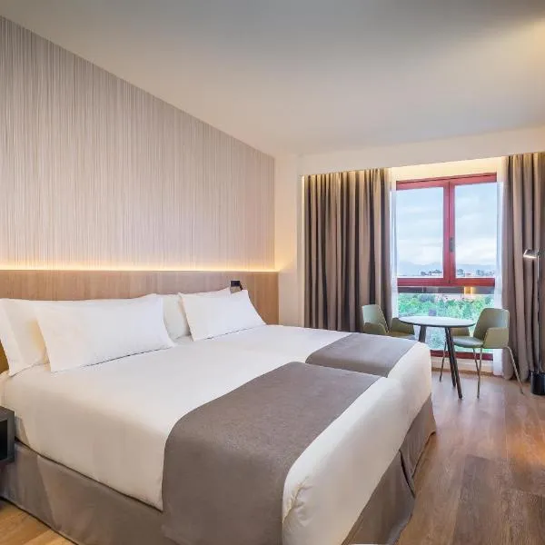 Occidental Pamplona, hotel v destinaci Pamplona