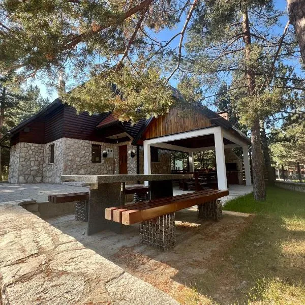 Vikendica Anamaria Blidinje, hôtel à Doljani