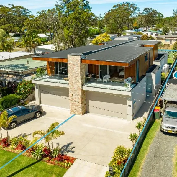 Keppel - Pet Friendly - 4 Mins Walk to Beach, hotel in Huskisson