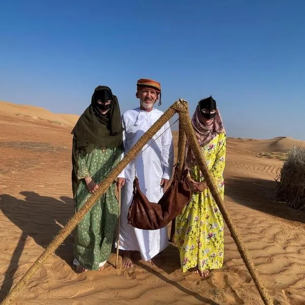 wahiba Bedouiens privae Camp, hotel in Al Mintirib