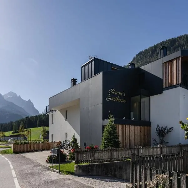 Ariane's Guesthouse - 3 Zinnen Dolomites, khách sạn ở Sesto