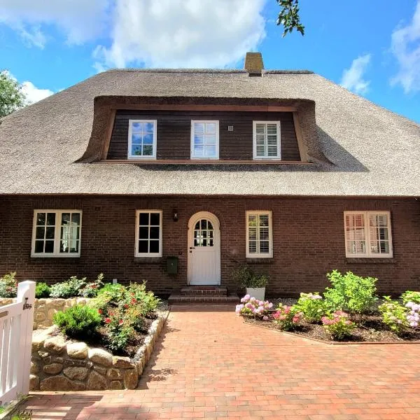 Haus Renate, Hotel in Nieblum