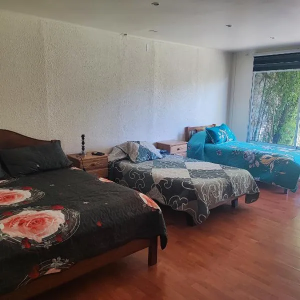 Hostal Fernanda, hotel in Santa Cruz