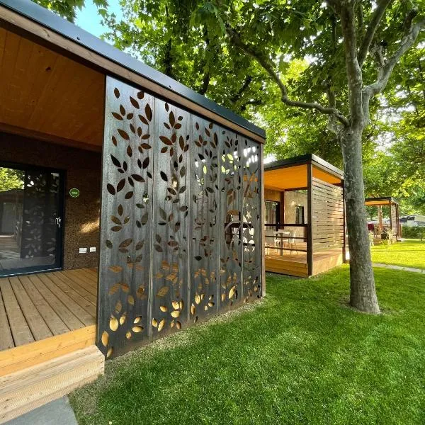 Camping Village Lago Maggiore, hotell sihtkohas Dormelletto