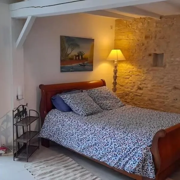 Studio champêtre, hotel in Thaumiers