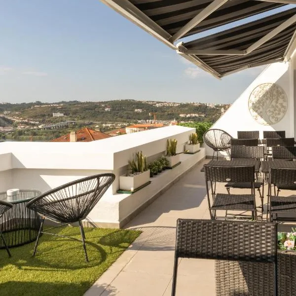Penedo da Saudade Suites & Hostel, hotel in Coimbra