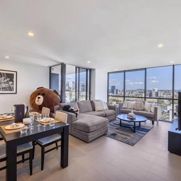Riverview 2BR delicate Apt, 1min to train station, hotel a Brisbane
