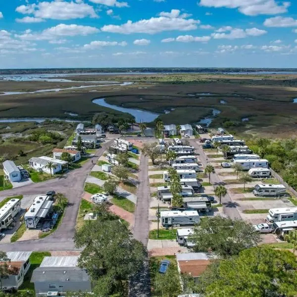 Ocean Grove RV Resort St Augustine、セント・オーガスティンのホテル