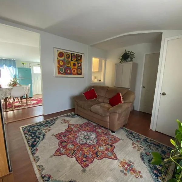 Two bedroom, living/dining room, hotel in Bellport