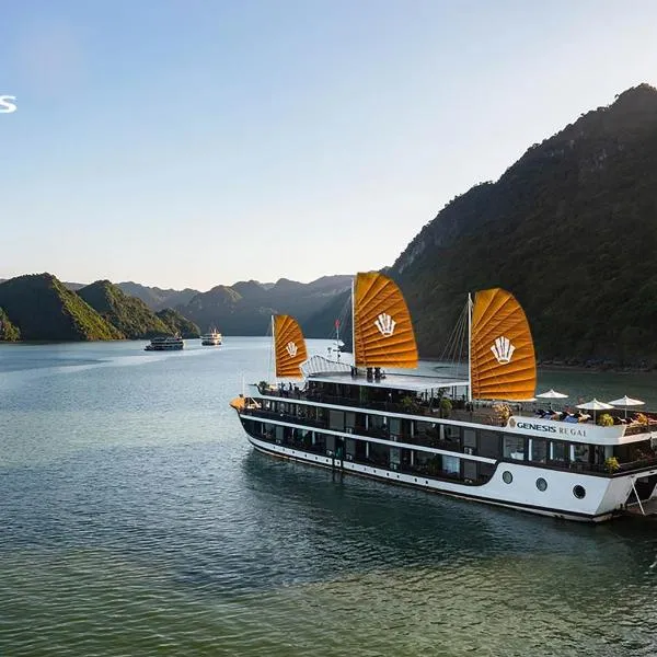 Genesis Luxury Regal Cruise by Premier Group, hotel in Ha Long