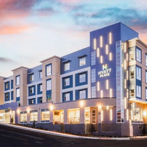 Hyatt Place San Carlos, khách sạn ở San Carlos