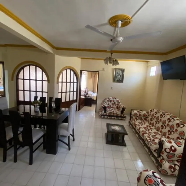 Departamento en zona céntrica de Yacuiba، فندق في ياكويبا