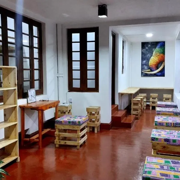CEYLON STAYZ, hotel in Colombo