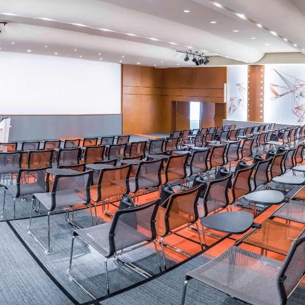 Novotel Paris Rueil Malmaison, Hotel in Rueil-Malmaison