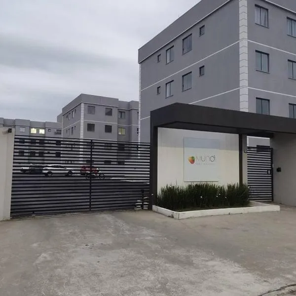 Ap 2 quartos amplos, com Ar condicionado central, Internet, Netflix e Garagem privativa, Hotel in Paranaguá