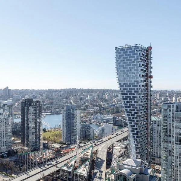 Sky Ritz, khách sạn ở Vancouver