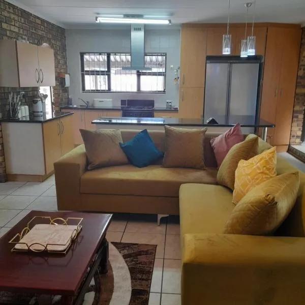 Chappel Hide Out, hotel v destinaci Germiston