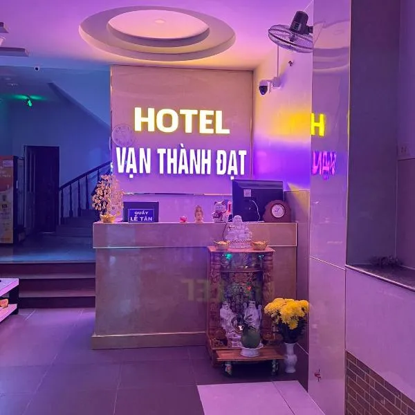 khách sạn Vạn Thành Đạt, hotel v Ho Či Minově městě