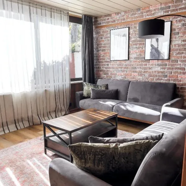 FeWo Ottobeurens Schmuckstück: Gemütlich-Stylische Wohnung, ξενοδοχείο σε Ottobeuren