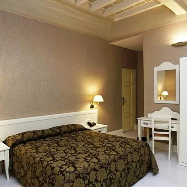 Palazzo Riario, hotel v destinaci Viterbo