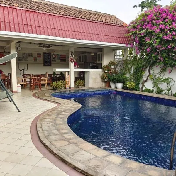 The Sangtus Home, hotel di Babakan Madang
