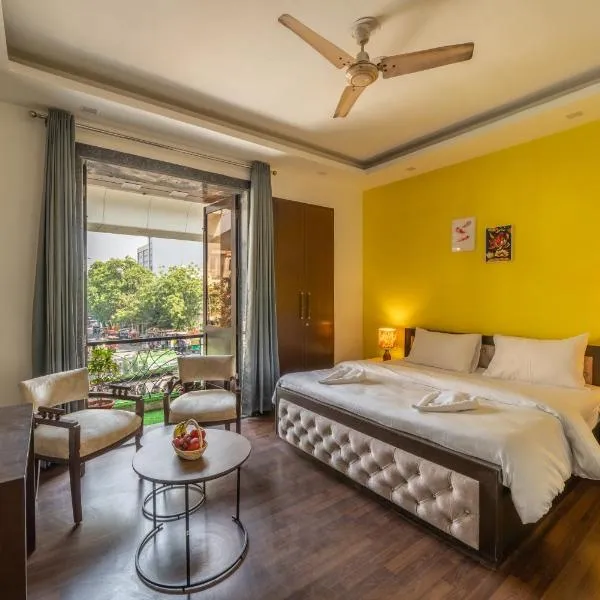 Lime Boutique B&B GK-1 at Kailash Colony Metro , Greater Kailash near Eros Hotel Nehru Place, hotel in New Delhi