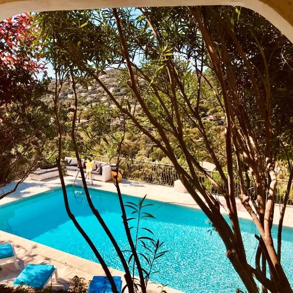 Villa Hirondelles 35, hotel a Cavalaire-sur-Mer