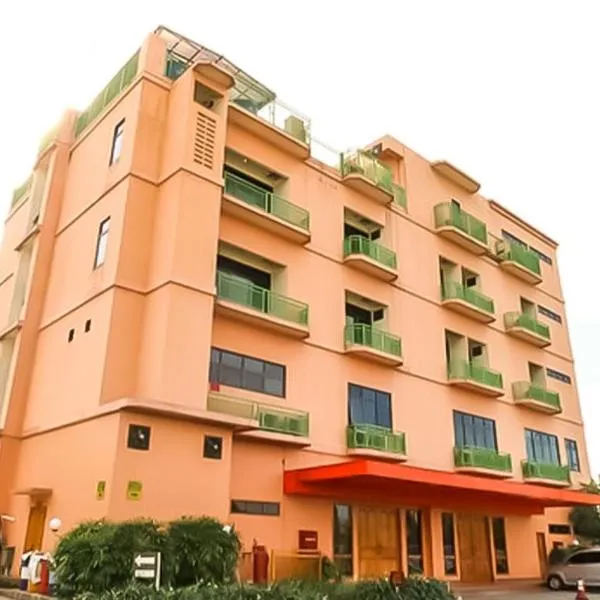 Hotel 678 Cawang powered by Cocotel, hotel in Jakarta