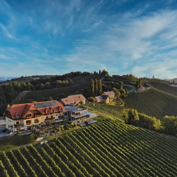 Mahorko Wein Wellness Wasserbüffel, hotel di Glanz an der Weinstrasse