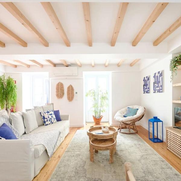 Charming duplex with private Terrace and Parking, Lisbona