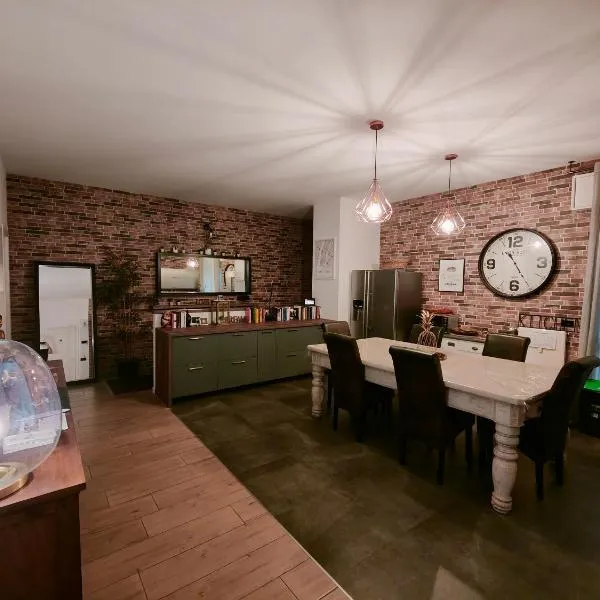 MC FLY ROOMS Malpensa airport, hôtel à Gallarate